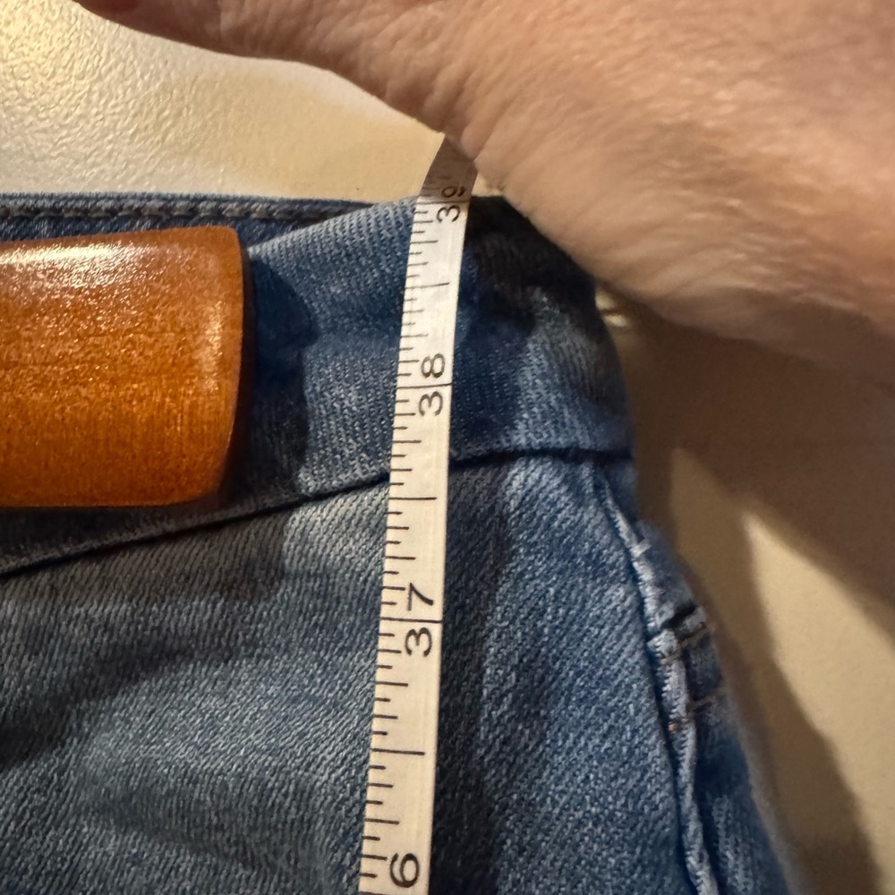 KUT from the Kloth Meg High Rise Wide Leg Jeans - Picture 7 of 16